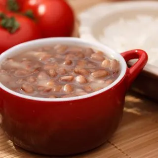 How to cook beans in a pressure cooker