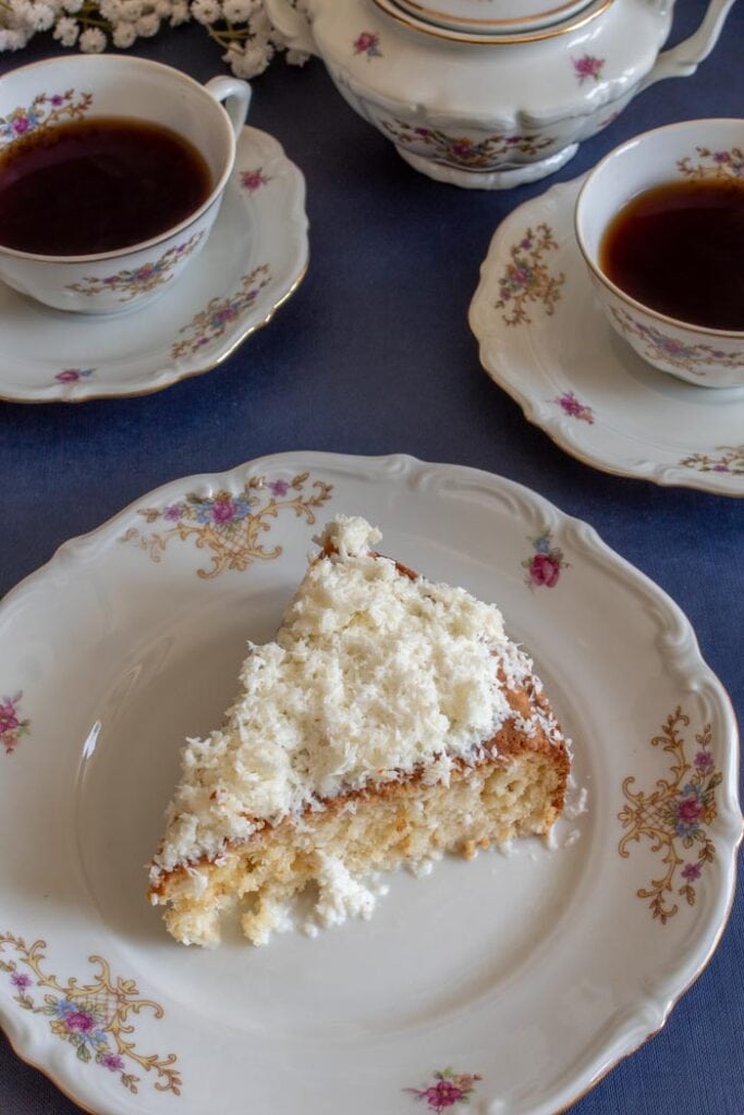 Brazilian coconut cake recipe