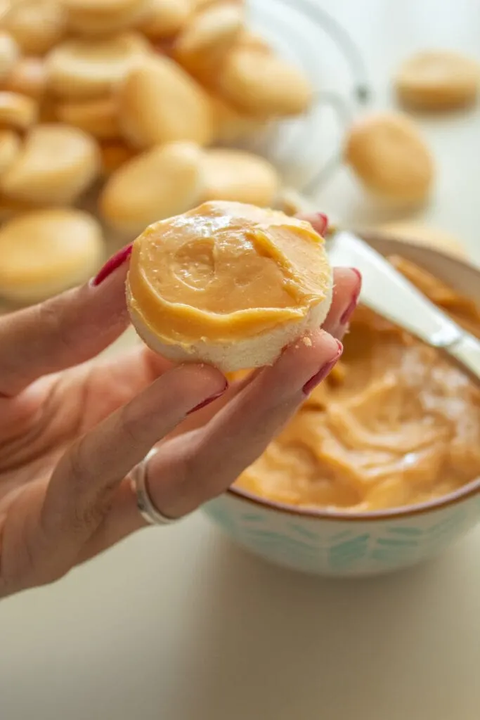 Bem casado with dulce de leche