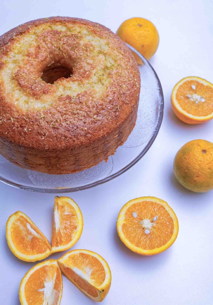 Brazilian orange cake with fruits