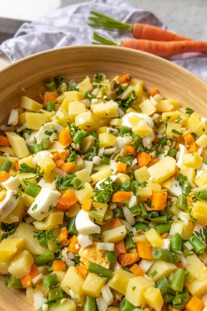 Sliced vegetables for the Brazilian potato salad