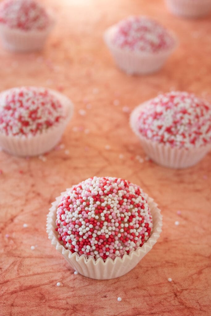 Strawberry brigadeiro with nesquik