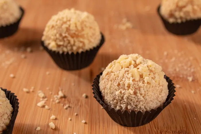 White chocolate brigadeiro balls