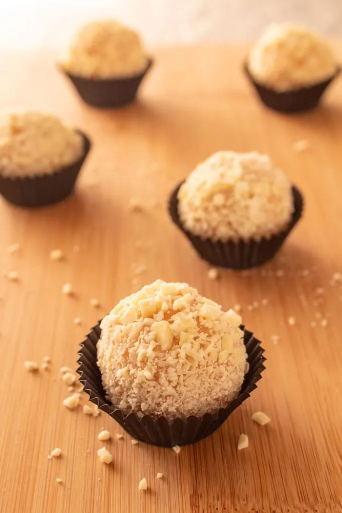 White chocolate brigadeiro balls