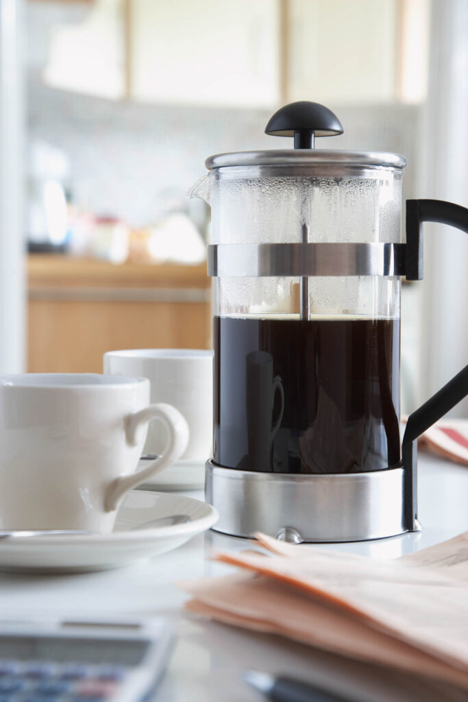 Making Brazilian coffee in French Press