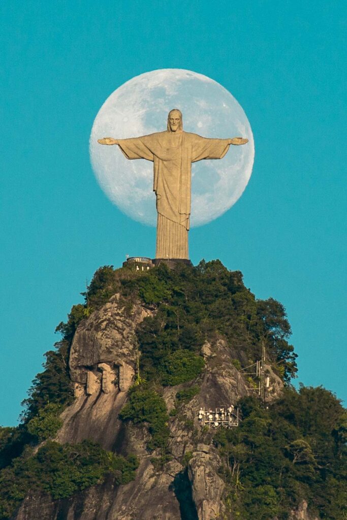 Christ the redeemer in Rio de Janeiro