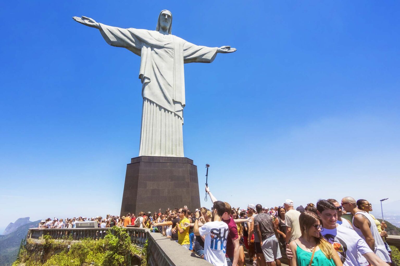 christ the redeemer statue visit