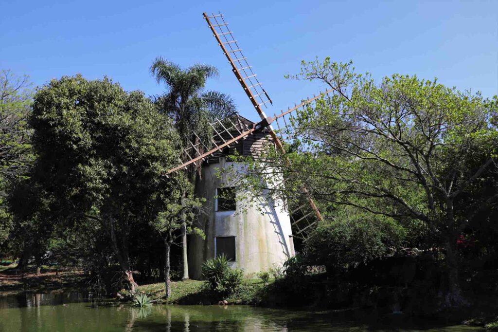 Taking a walk in the Moinhos de Vento Park is one of the fun things to do in Porto Alegre, Brazil