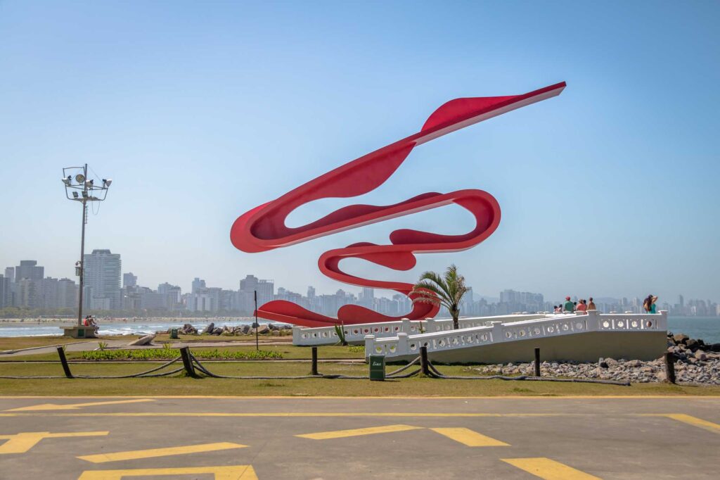 Walking around the Municipal Park Roberto Mario Santini is one of the fun things to do in Santos, Brazil