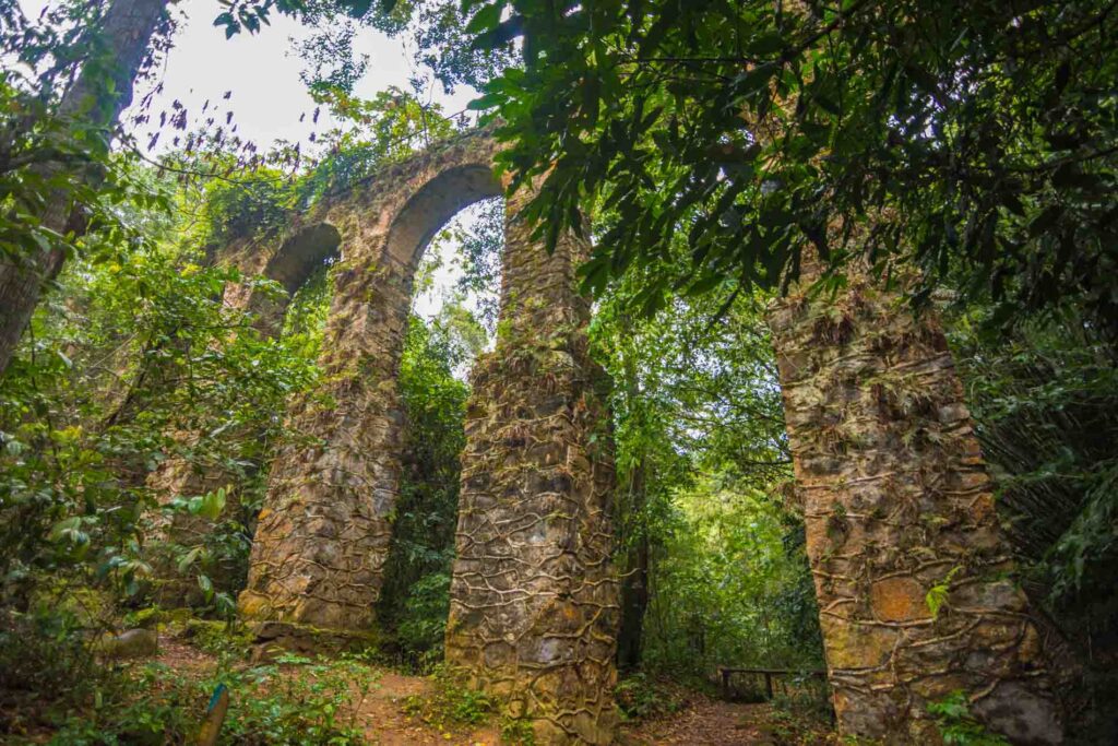 View of the ruins of an old aqueduct at Ilha Grande