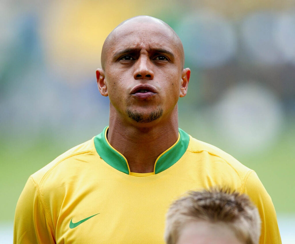 Roberto Carlos, a Brazilian soccer player, singing the anthem